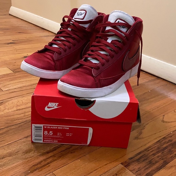 Nike Shoes - Nike Blazer Mid Women - Size 8.5